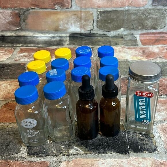 17 Various Sized Glass Bottles - Picture 1 of 3